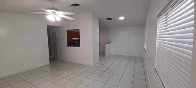 5812 Polk St in Hollywood, FL - Building Photo - Building Photo