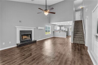 68 Summer Oaks Dr in Daphne, AL - Building Photo - Building Photo