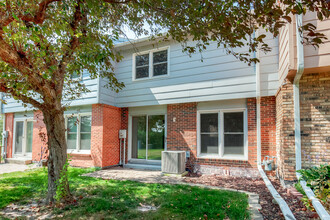 1208 Truman Pl in Ames, IA - Building Photo - Building Photo