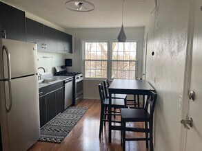 80 Brush Hill Ave, Unit 80 Brush Hill Avenue  #65 in West Springfield, MA - Foto de edificio - Building Photo