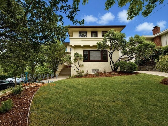 property at 4 Portsmouth Rd