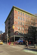 351 Bleecker St in New York, NY - Building Photo - Building Photo