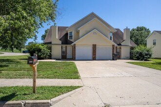 4302-4304-4304 Cheryl Ct in Columbia, MO - Building Photo - Building Photo