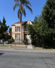 931-935 S Hobart Blvd in Los Angeles, CA - Building Photo - Building Photo