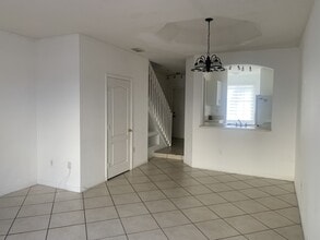 8336 NW 10th St, Unit 8 in Miami, FL - Building Photo - Building Photo