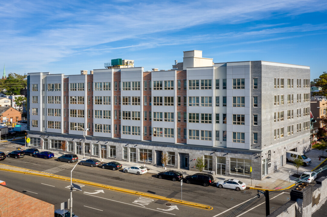 Eden Gardens in Jersey City, NJ - Foto de edificio