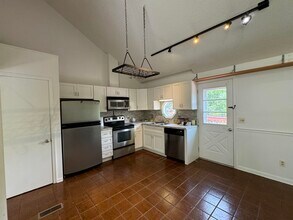 200 Alleghany Dr in McGaheysville, VA - Building Photo - Building Photo