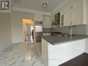 63 New Yorkton Ave in Markham, ON - Building Photo - Building Photo