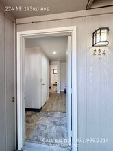 224 NE 143rd Ave in Portland, OR - Building Photo - Building Photo