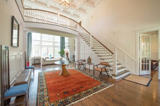 206 Bull Path in East Hampton, NY - Building Photo - Building Photo