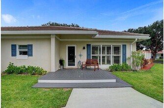 2622 NE 27th Ave in Lighthouse Point, FL - Building Photo - Building Photo