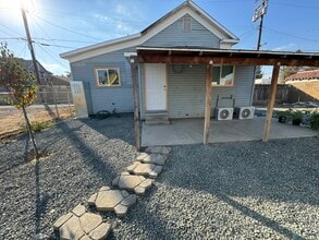 341 N 4th St, Unit 341 N 4th Street Rental in Porterville, CA - Building Photo - Building Photo