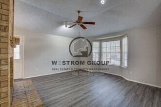 406 Valley Spring Dr in Arlington, TX - Building Photo - Building Photo