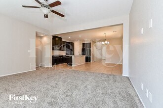 7504 Abby View St in Las Vegas, NV - Building Photo - Building Photo