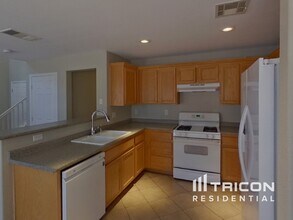 11909 Fairfax Ridge St in Las Vegas, NV - Building Photo - Building Photo