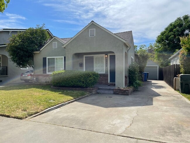 property at 1544 48th St