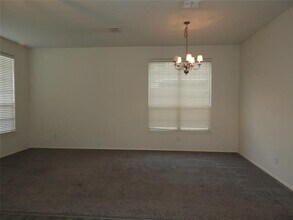 3104 Cedardale Dr in McKinney, TX - Foto de edificio - Building Photo