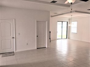 12528 Ballentrae Forest Dr in Riverview, FL - Building Photo - Building Photo