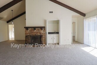 3916 E 60th Pl in Tulsa, OK - Building Photo - Building Photo