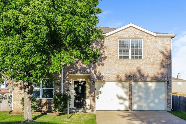 property at 1820 Berkley Dr