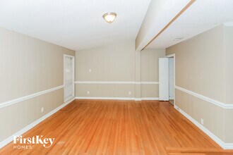 1307 S White Station Rd in Memphis, TN - Building Photo - Building Photo