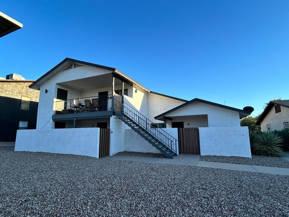 5950 E Norland St, Unit 102 in Mesa, AZ - Foto de edificio