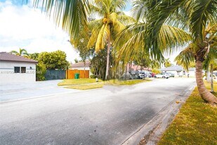 16060 SW 144th Ave in Miami, FL - Building Photo