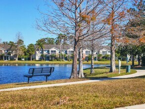 8933 Manor Loop in Lakewood Ranch, FL - Building Photo - Building Photo