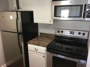 2066 Sea Cliff Dr N in Daphne, AL - Building Photo - Building Photo