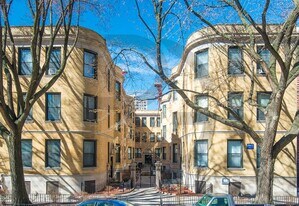 1224 N Dearborn St, Unit 1216-03 in Chicago, IL - Building Photo