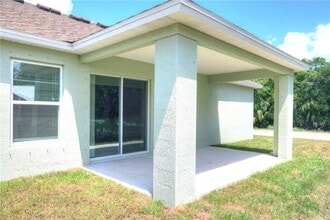 8886 98th Ct in Vero Beach, FL - Building Photo - Building Photo