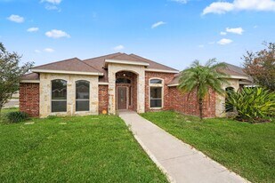 467 N Drennan St in Edinburg, TX - Building Photo