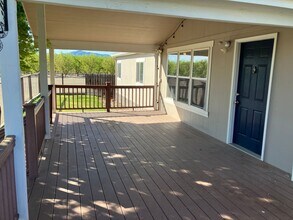 33049 Bird Rd in Tracy, CA - Building Photo - Building Photo