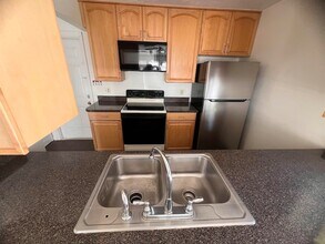 2201 Timberwood Cir N in Tallahassee, FL - Building Photo - Building Photo