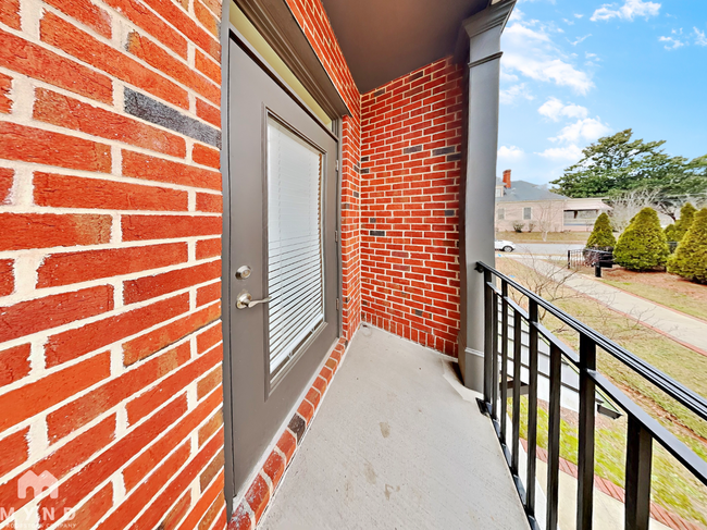 property at 1777 Temple Ave