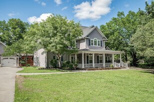 119 College St in Farmersville, TX - Building Photo