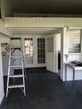 112 E Scott St in Tivoli, TX - Building Photo - Building Photo