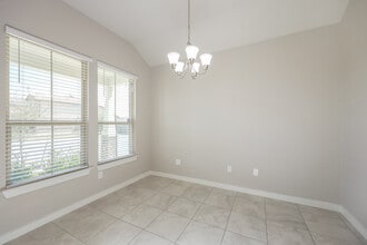 13312 Canyon Mdw in San Antonio, TX - Building Photo - Building Photo