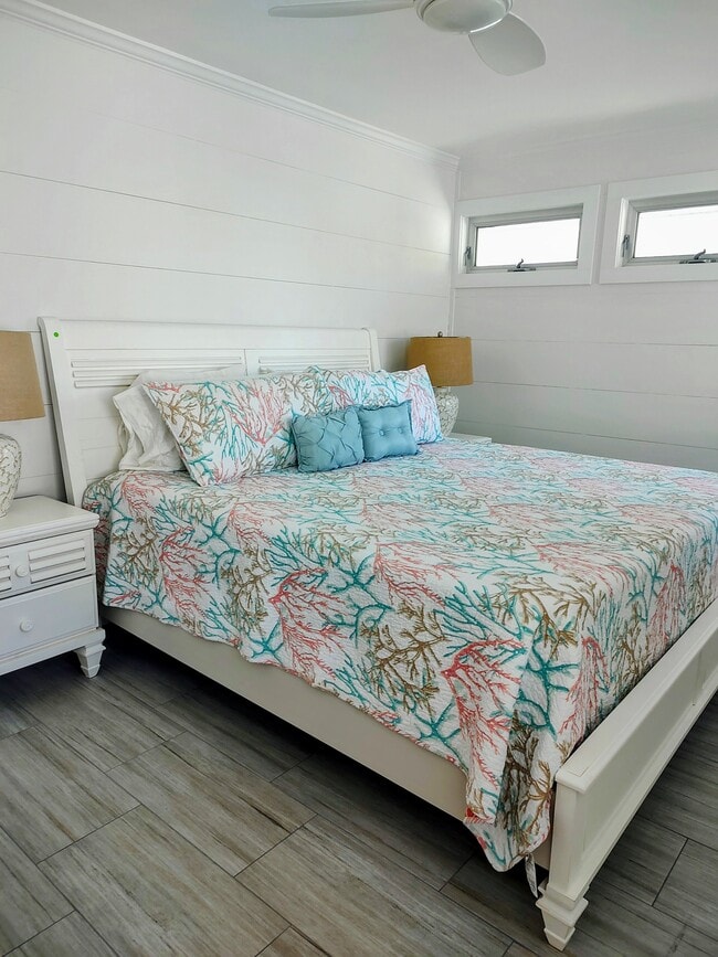 14 Hilton Haven Rd in Key West, FL - Building Photo - Building Photo