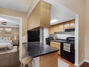 Walden Lakewood in Plant City, FL - Building Photo - Building Photo