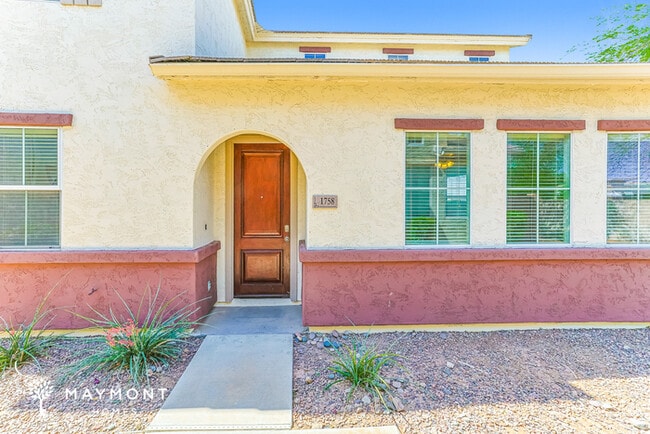 property at 1758 S Chatsworth