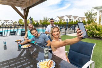 Jerome Grand in Plain City, OH - Building Photo - Building Photo