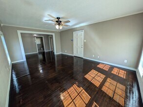 3230 Maplewood Ln in Beaumont, TX - Building Photo - Building Photo