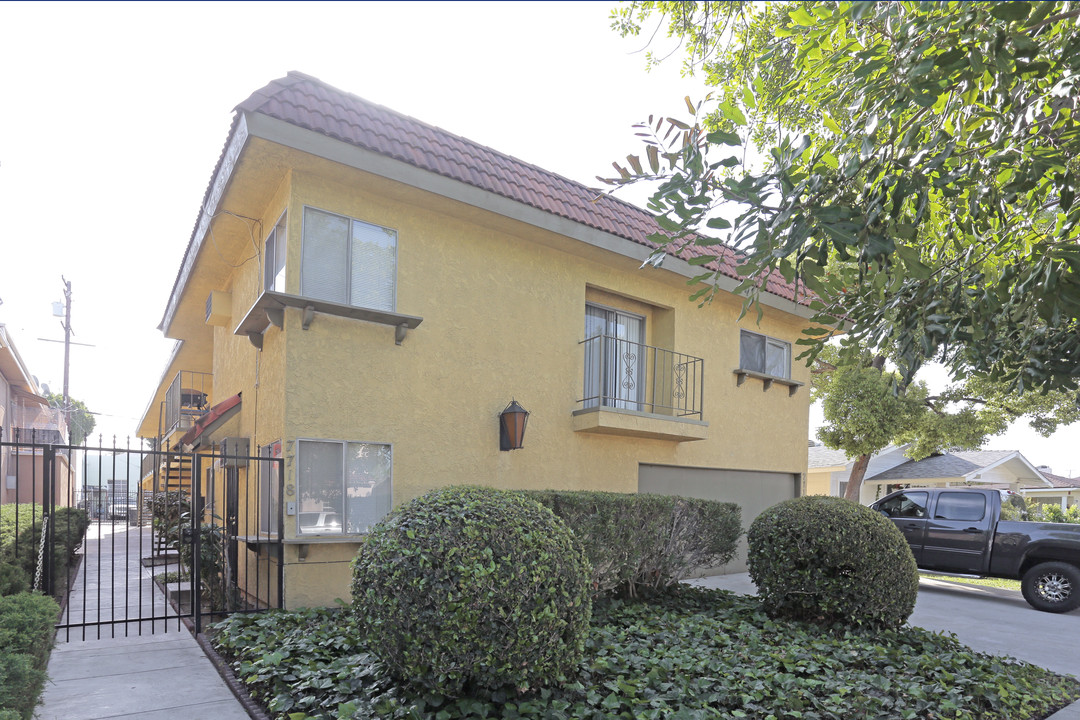 7718 Comstock Ave in Whittier, CA - Building Photo