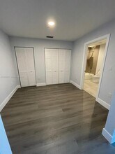 1938 Jackson St in Hollywood, FL - Foto de edificio - Building Photo