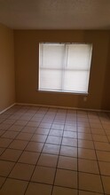 902-B Bret Ln, Unit B in Austin, TX - Building Photo - Building Photo