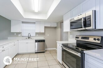 503 Wynnwood Dr in Brandon, FL - Building Photo - Building Photo