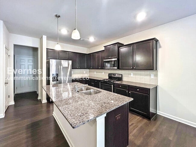 176 Woodhouse Cir in Acworth, GA - Building Photo - Building Photo