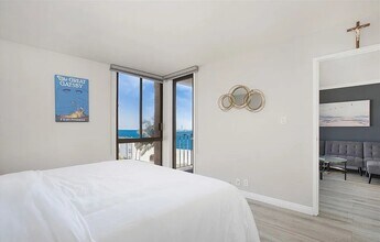 1750 E Ocean Blvd in Long Beach, CA - Foto de edificio - Building Photo