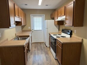 106 Aiden Ct, Unit 106B in Bardstown, KY - Building Photo - Building Photo